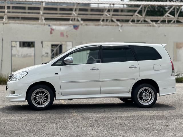 2010 Toyota INNOVA 2.0 G FACELIFT (A) AndriodPlaye - 3