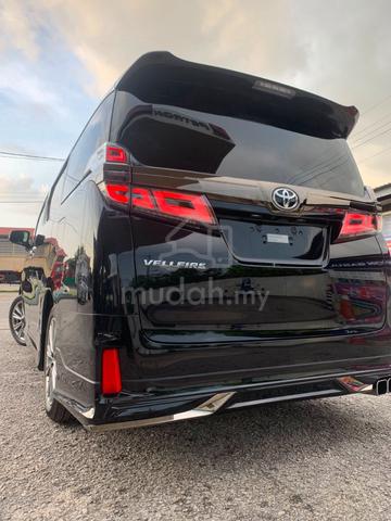 Toyota Vellfire 2.5 Golden Eyes 2022 - 5