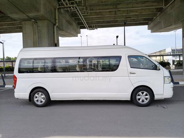 CAM Placer-X 2.5 (M) Window van 18 Seat - 4