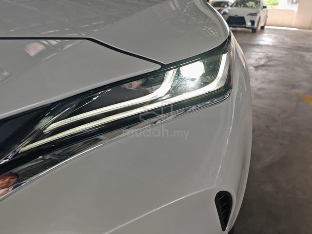 2025 Toyota HARRIER 2.0 Z, Panoramic Roof - 4