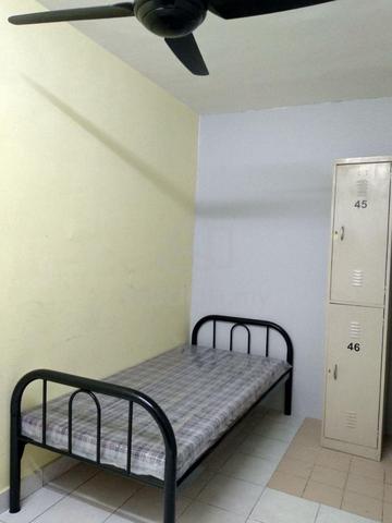Single Room Flora Damansara (with internet) 1