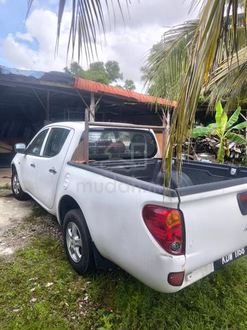 2014 Mitsubishi TRITON 2.5 LITE (M) - 2