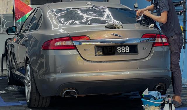 2010 Jaguar XF CBU Sisma 3.0 (A) nice number 888 - 4