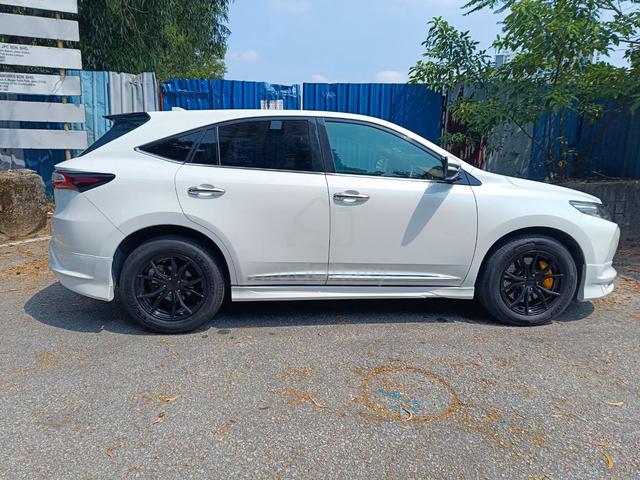 2017 Toyota HARRIER 2.0 (A) PREMIUM - 4
