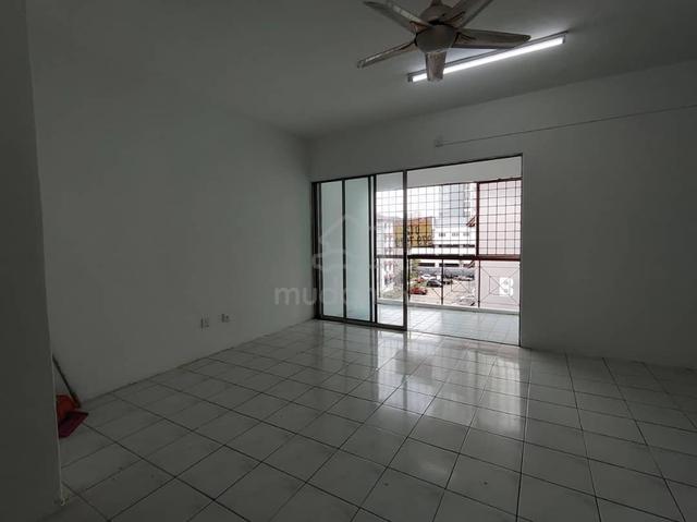 Apartment Subang Permai 1