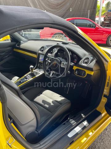 2021 Porsche 718 Spyder 4.0 (M) - 2