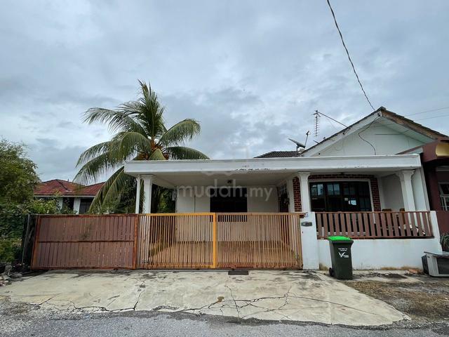 Taman Harmoni, Kangar, Perlis 1-Storey Semi D, Tengah Pekan, Renovated 1