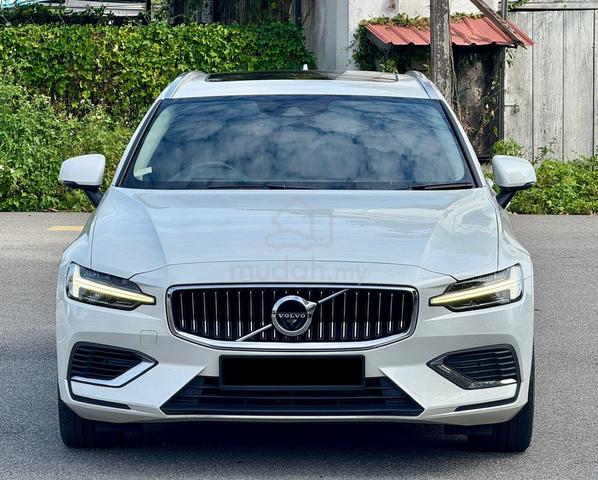 2022 Volvo V60 2.0 RECHARGE T8 (A) - 2