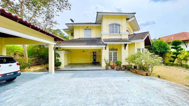 [HUGE LAND 9000 sf] Double Storey Bungalow Sekyen 9 Shah Alam 1