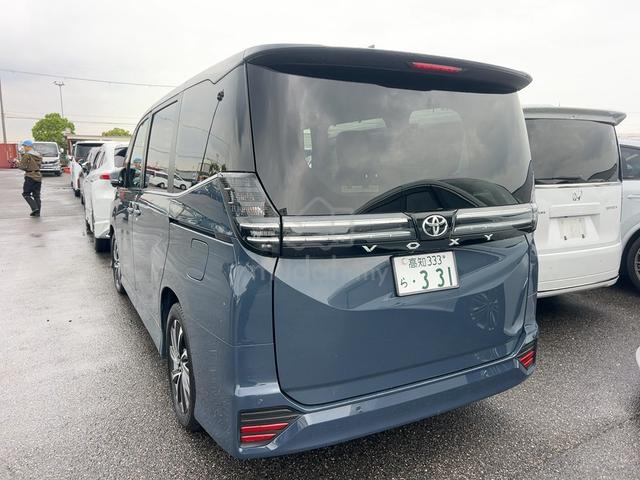 2022 SALE SPECIAL COLOUR Toyota VOXY 2.0 SZ (A) - 4