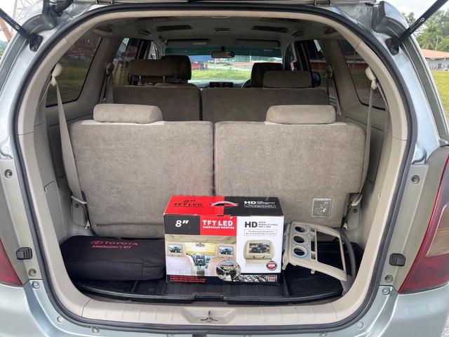 Toyota innova 2.0 e year 2015 - 5