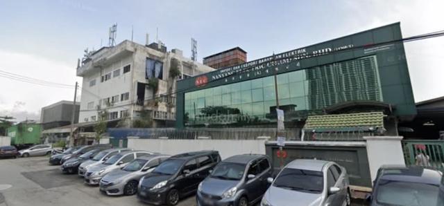 2Sty Detached Industrial Factory @ Taman Kepong For Rent 1