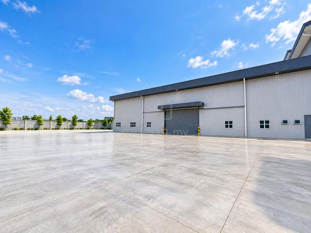 Bukit Raja Big Detached Factory cum warehouse For Rent 1