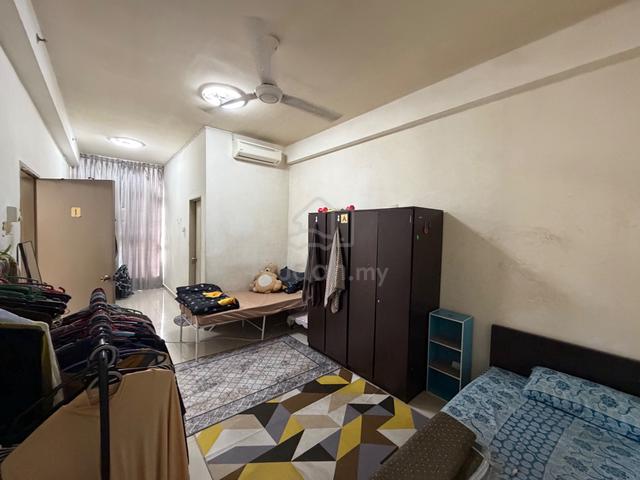 Fully Furnished Selangor Cyberjaya Room For Rent 1