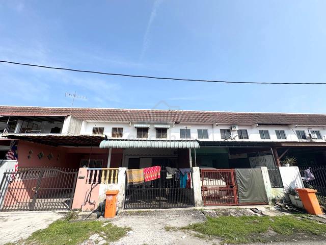 Double Storey Taman Pertama Sabak Bernam Selangor 1