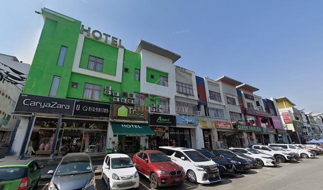 Tenanted ROI 4.2% END-LOT Shop for SALE @ Seksyen 7 Shah Alam 1