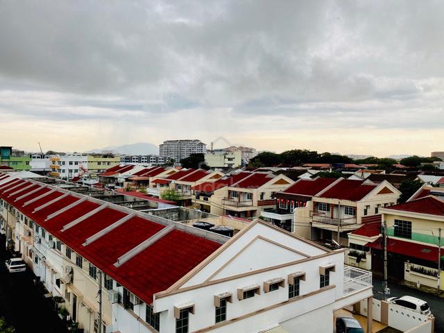Taman Pantai Intan 4