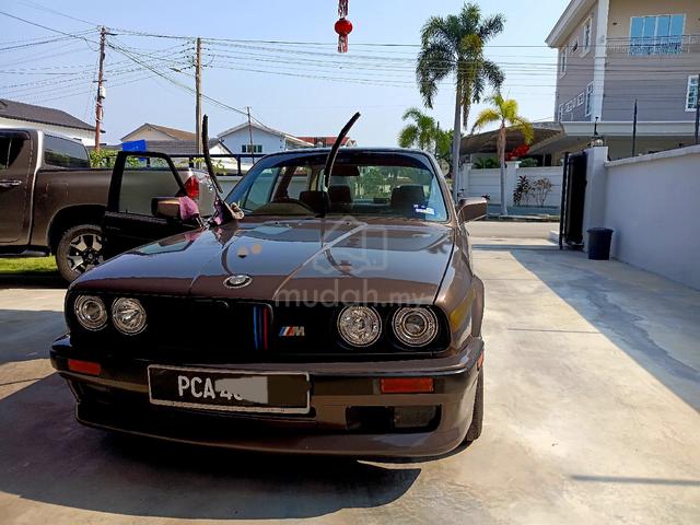 BMW 318i E30 (M) 1991 Year - 2