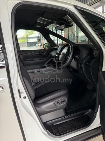 Toyota Alphard 2.5Z - 5