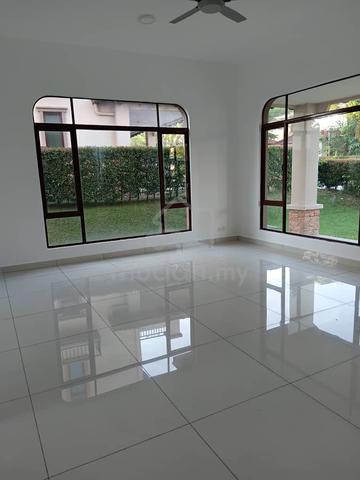 Semenyih Diamond City Freehold Three Storey Bungalow 1