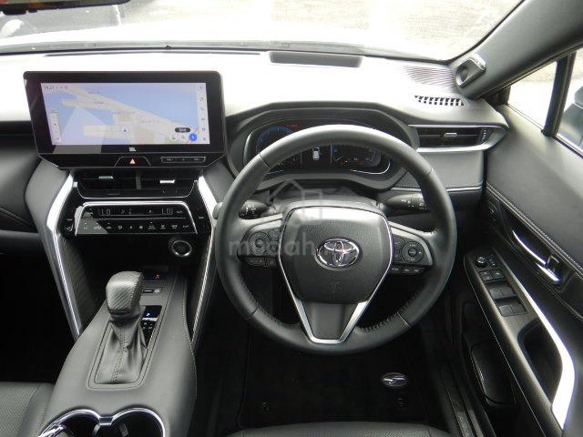 2023 Toyota HARRIER 2.0 Z LEATHER PACKAGE low mile - 4