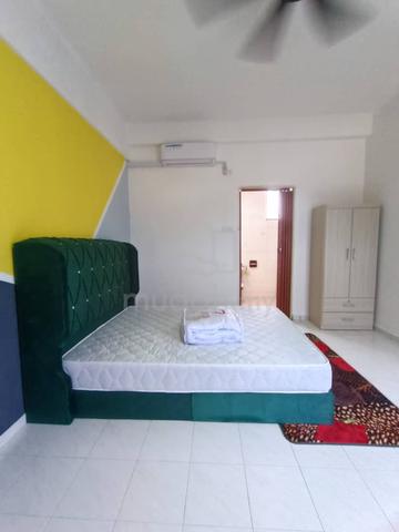 Master Room Mewah View Nearby Paradigm Mall Skudai 1