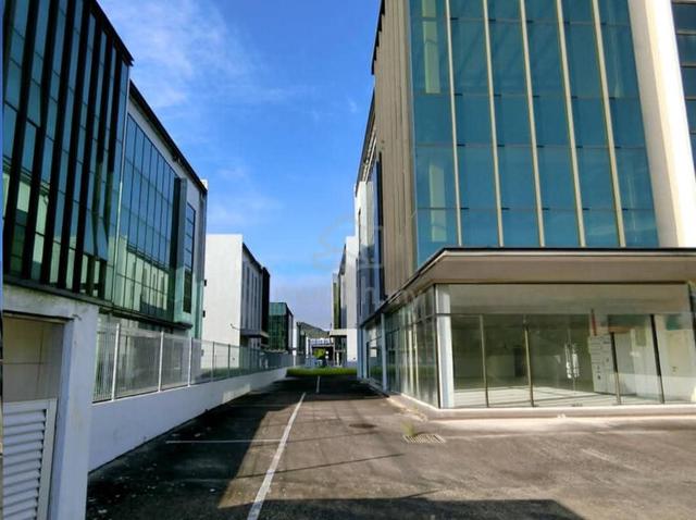 Perindusrian Silc 2.5 Storey Semi Detached Ground Floor Factory JB 1