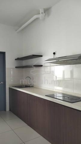 Marina Residence 5