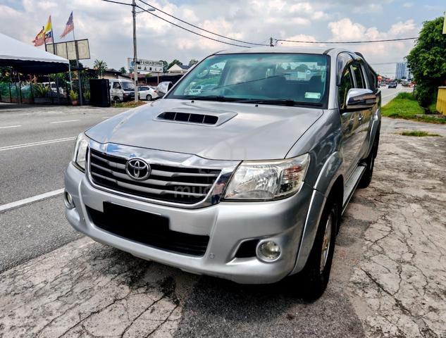 Toyota HILUX 2.5(A)VIGO G VNT FACELIFT 4X4 pickups - 2