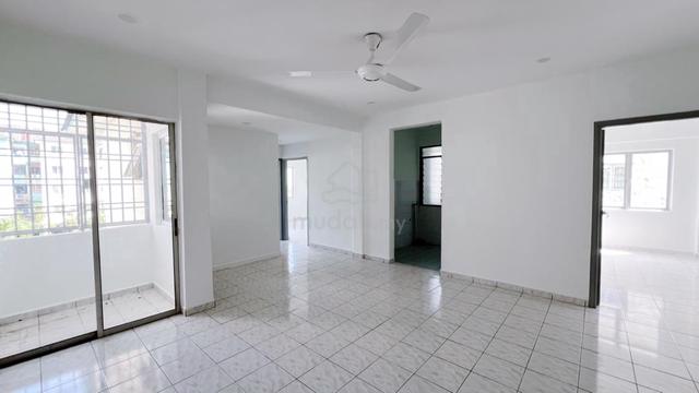 Sri Intan (Bandar Seri Alam) 1