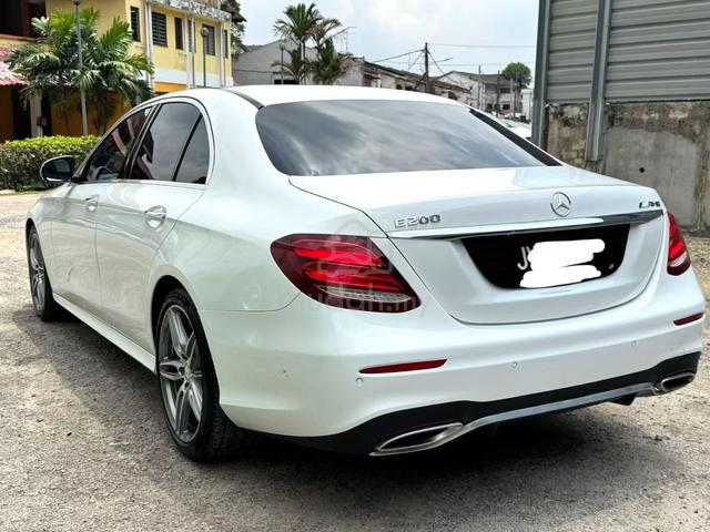 2016 Mercedes Benz E200 AMG 2.0 (A) - 2