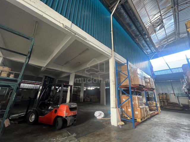 2.5 Storey Semi D factory in Asta Utama, Kajang for rent 5