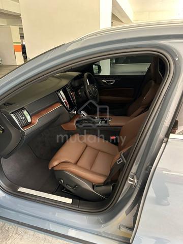 2023 Volvo V60 2.0 T8 RECHARGE ULTIMATE MY22 (A) - 5