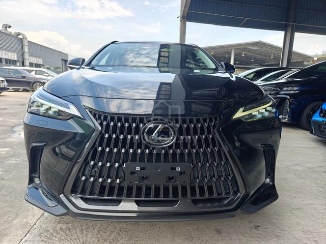 2023 Lexus NX 250 BASE P/Roof 4Cam BlackLeather PB - 3