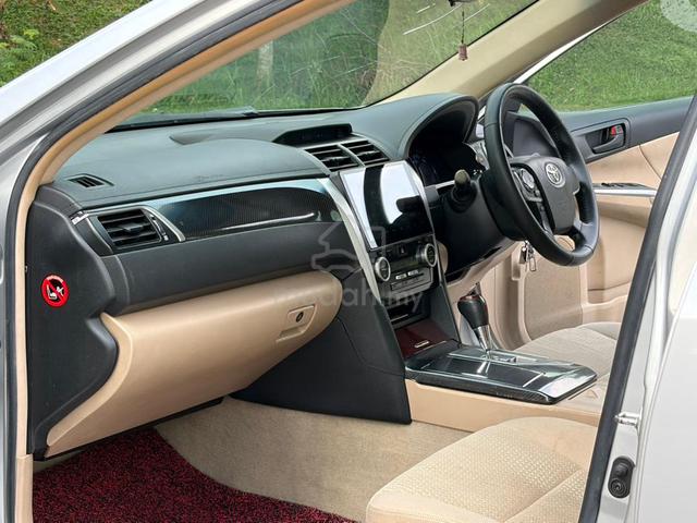 REG2014 92K KM FACELIFT Toyota Camry 2.0 Sedan - 3