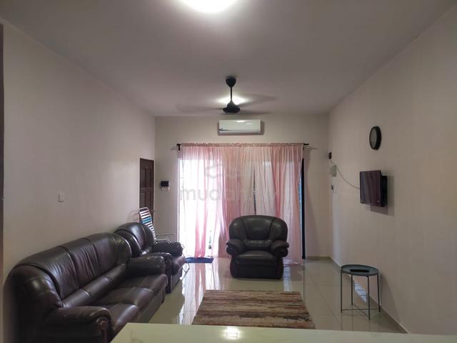 Rumah besar Kg Gelam,Pantai Puteri 1