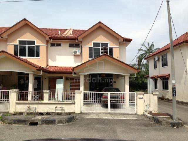 2-Storey Terrace Commercial + Residential End Lot House 1