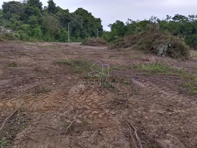 5 Lot Banglo untuk dijual di Kg.Bechah Tok Kamal,Tanah Merah Kelantan 1