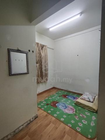 Single Room for Rent (Female) 1