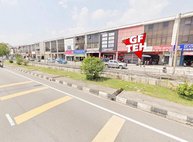 Main Road 3 Storey Shop Lot | Alma Penang 1