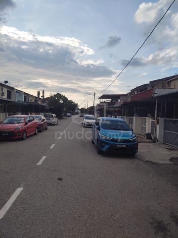HOT SPOT. 2 STOREY TERRACE TAMAN DESA MURNI, Sg Dua. Boleh Full Loan 3