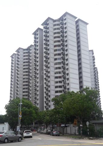 Sri Impian Apartment (Larkin Perdana) 1