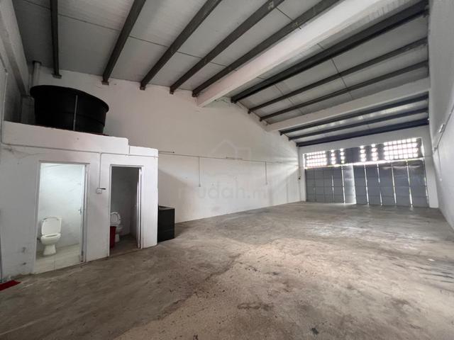[25x80sf] 1 Sty Shop / Factory Jalan Jenjarum, Bukit Beruntung Rawang 1