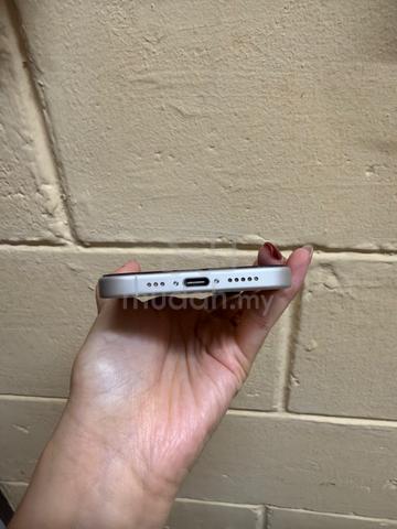 IP 16 (White 128GB) (Lady User) - photo 5 of 6