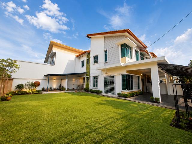 CORNER LOT Semi D Cluster 2 Tingkat Saujana Utama 3 Sungai Buloh 1