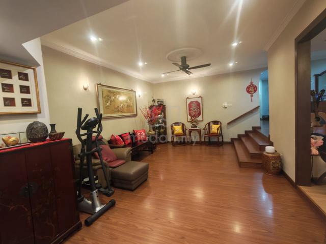 3 Storey Semi D @ Beverly Heights Ampang, Gated Guarded, Super Cheap 1