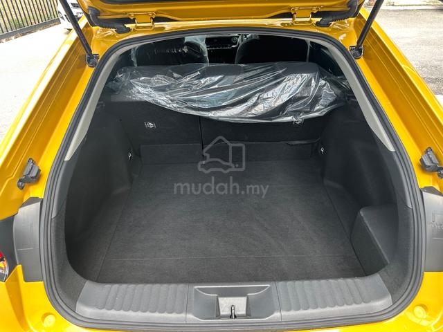 2023 Toyota PRIUS 2.0 G (A) YELLOW COLOUR - 5