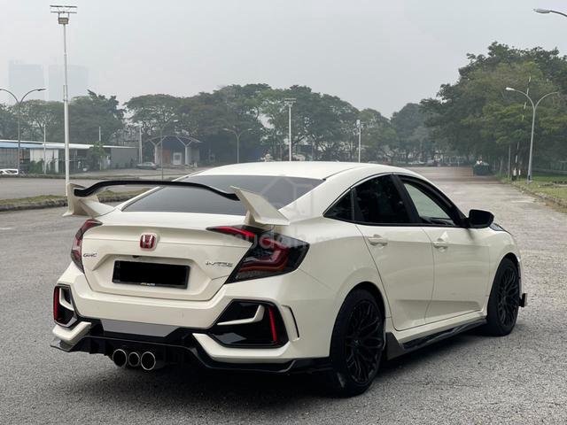 2020 Honda CIVIC 1.8 S TIP TOP CONDITION SPORTY - 2