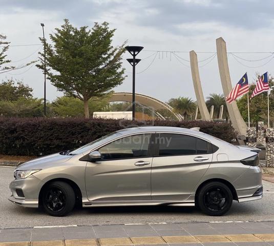 2017 Honda CITY 1.5 GM6 FACELIFT (A) - 3