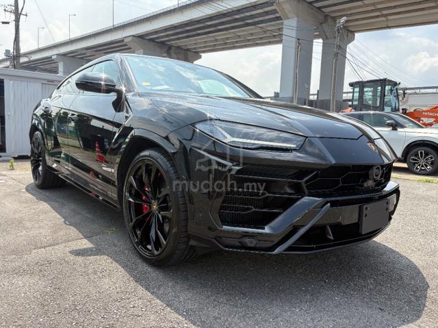 2022 Lamborghini URUS 4.0 Dark Knight Spec - 3